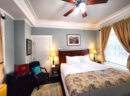 Chipman Hill Suites - Pratt House in Saint John