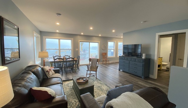 Cliffside Cottage With Ocean, Harbour, City And Cliffside Views in St. John's