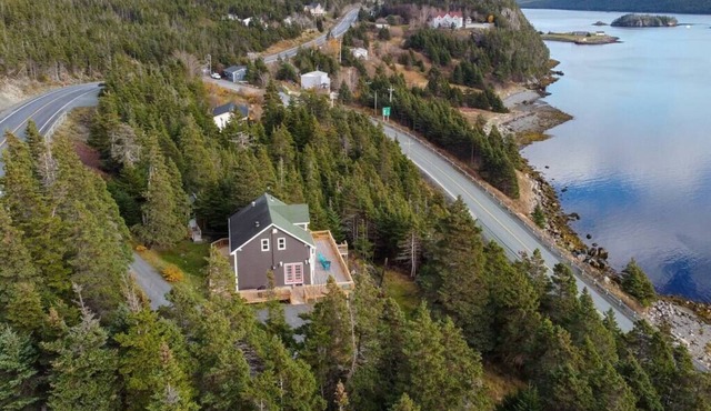Cochrane Corner Guest House in Placentia