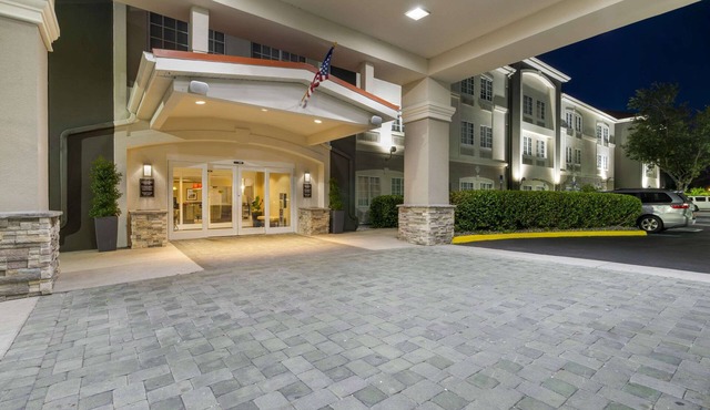 Comfort Inn & Suites
