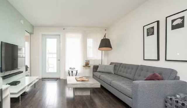 Comfortable Sherbrook Condo | 2 Bed | 1 Bath |