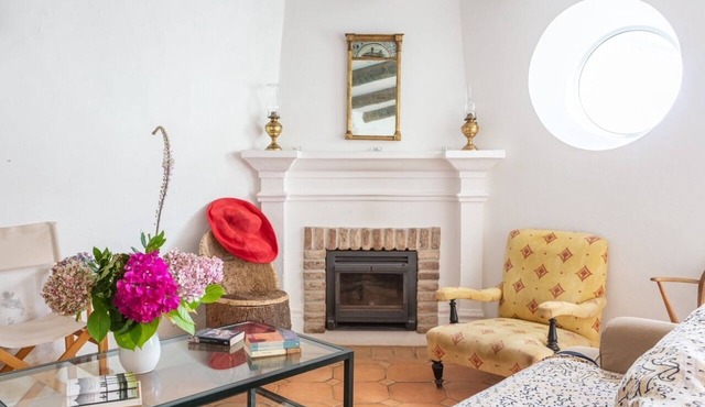 Converted Shepherds Cottage in Traditional Cork Forest, Near Evora in Redondo