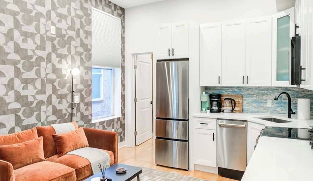 Cozy 1 BD in Rittenhouse Square w/King Bed