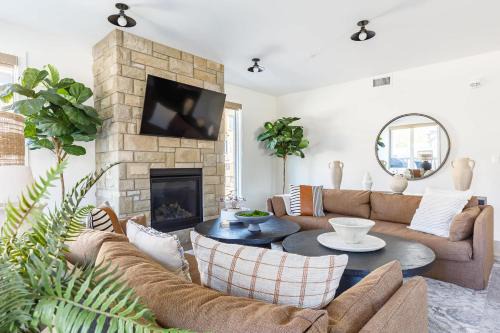 Creekside Elegance at Timberstone