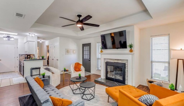 Cute Chic 2B 2B Duplex APT