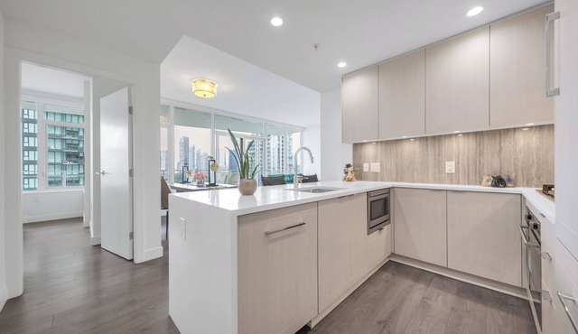 D8 - Bright & Modern 2BR with Stunning City Views