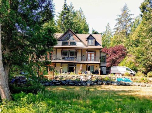 Davidson Lake House