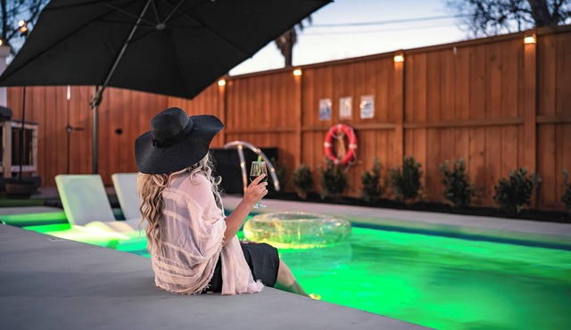 Downtown SA Manor -Unique Stay w/Heated Pool, Hot Tub, Movie Room