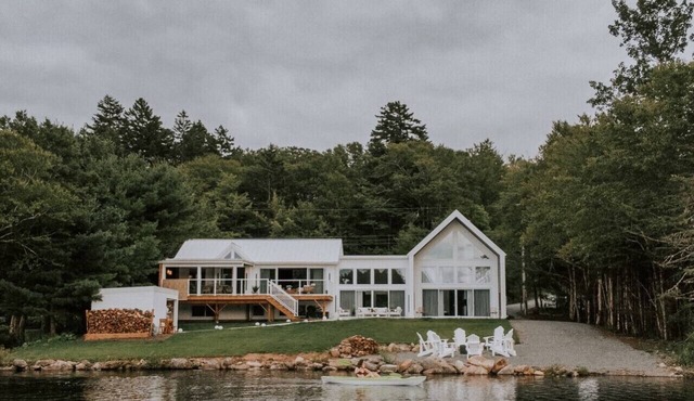 Elite Lakehouse w/Hot Tub & Sauna