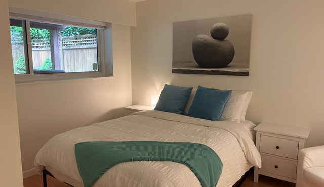 Enjoy nature in this cozy garden suite nestled in the mountains of Lynn Valley