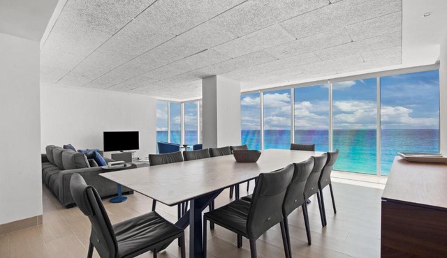 Espectacular Apartamento con vista al mar 5HB