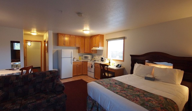 Executive House Suites Hotel & Conference Centre in High Level