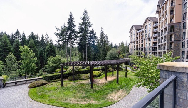 Executive Resort-Style Living in Victoria