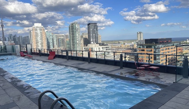 Exquisite Condo with Stunning Views in Downtown