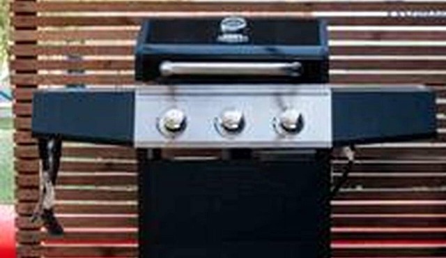 Fantastic Tiny House with Barbecue and Fire Pit in Deseronto, Ontairo