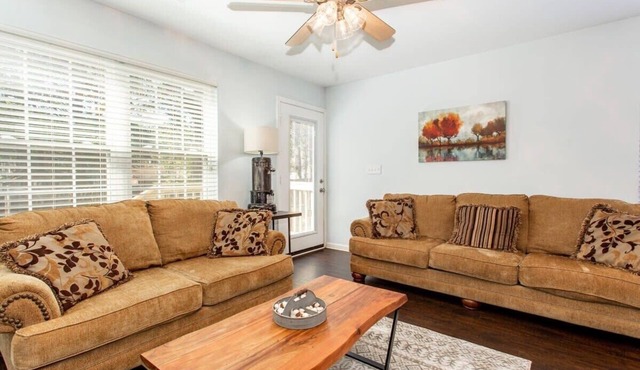 Fast Ride to Stadium| Cozy 3BR ATL Duplex Side B