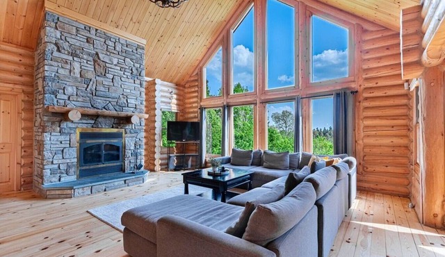 Fiddler Lake Resort - Deer 81