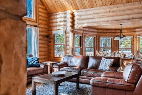Fiddler Lake Resort - Deer 76