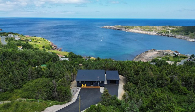 Flatrock Ocean View Sauna 3B 3.5BA