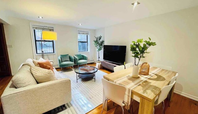 Furnished 2BR Brownstone Home | 30+ Day Stays Near NYC