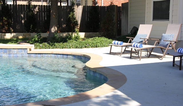 Gathering Place with Heated Pool, Hot Tub and 7 Bedrooms