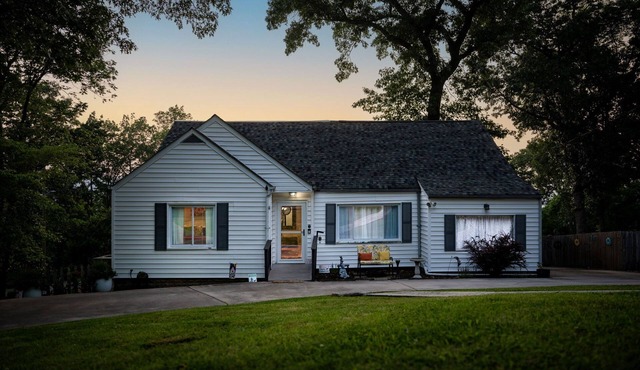 Get Away And Relax In Your Quiet, Private Chattanooga House