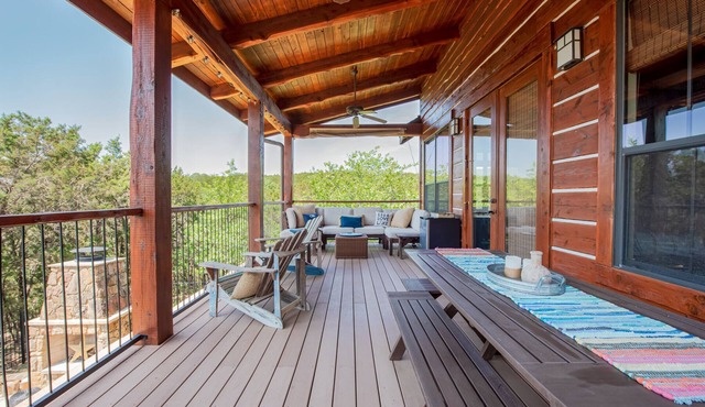 Gorgeous Hill Country Home with Amazing Lake Travis Views