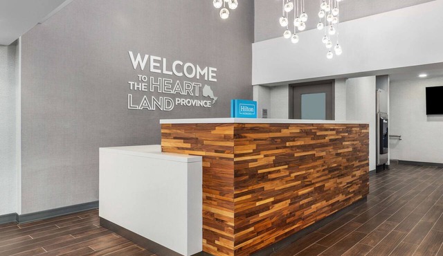 Hampton Inn & Suites by Hilton Toronto Downtown