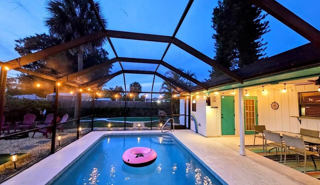 Heated Pool, HotTub, MiniGolf, Bowling, GameRoom