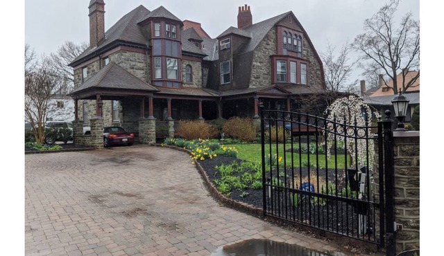 Historic Mansion with 6 Master Suites & Huge Yard
