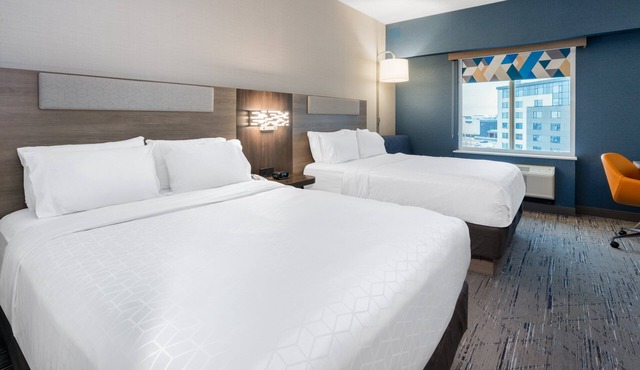 Holiday Inn Express & Suites Vaughan-Southwest by IHG
