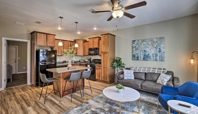 Ideally Located & Elegant Condo w/Balcony!