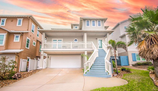 It'll Do | Private Pool, Beach Front, Amazing Views