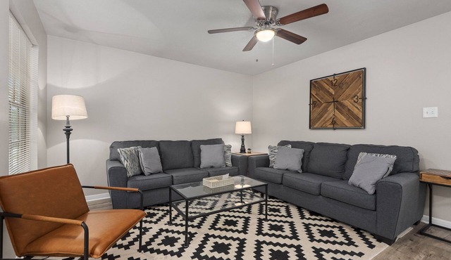 King beds, two living rooms and plenty of parking