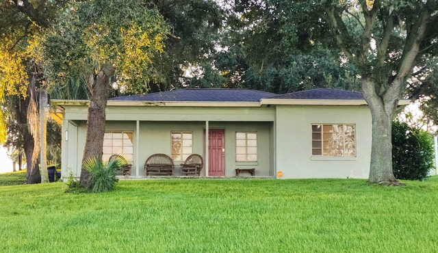 Lake Views & Private Porch: Auburndale Family Home