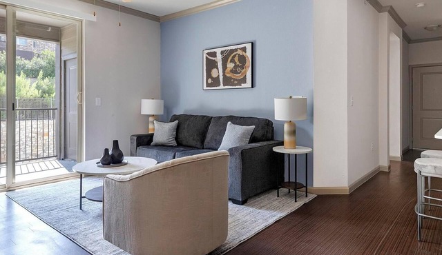 Landing | Chic 2BD, Gym, Yoga Studio