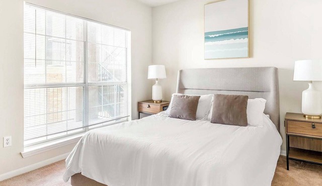 Landing | Incredible 2BD, Gym, Pool