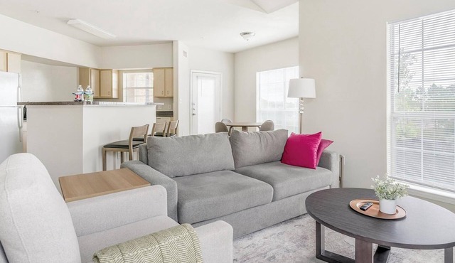Landing | Modern 2BD, Gym, Pool