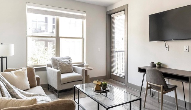 Landing | Spectacular 1BD, Gym, Clubhouse
