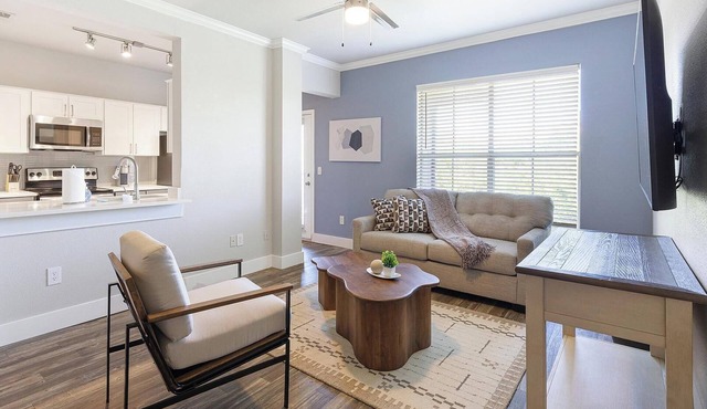 Landing | Spectacular 2BD in Cityview