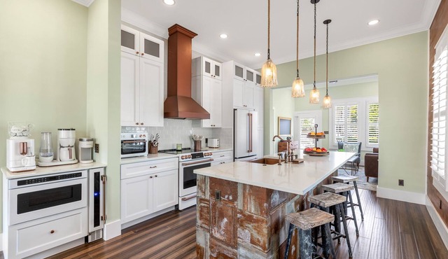 Luxurious Island Pearl-Private Pool - 2BD/2Bath