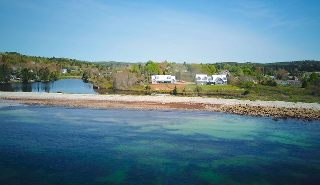 Luxury Beach Front Villa - Cleaveland Beach 69