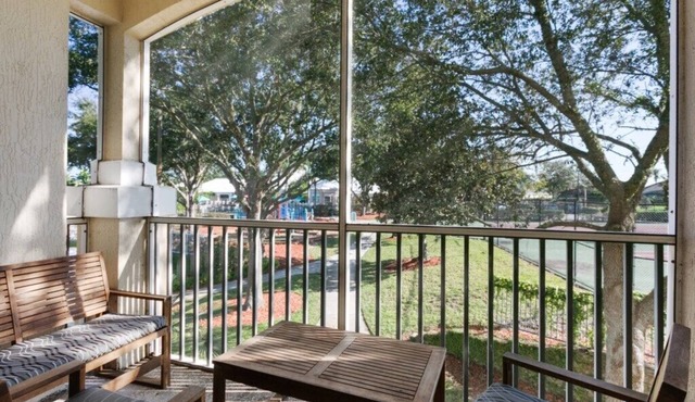 Luxury Condo Steps to Disney, Gated Resort Perfect Location, Free Parking & WiFi