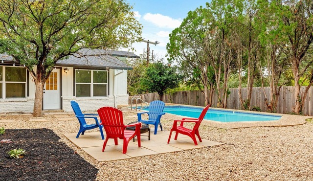 Luxury Newly Renovated Home w/Private Pool+Fire Pit+BBQ Near Downtown&Airport