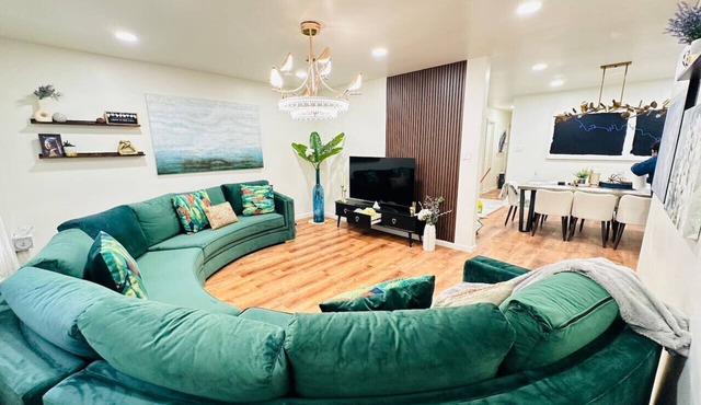 Luxury Urban Loft 3Bed|2BA nearNYC MetLife+Parking