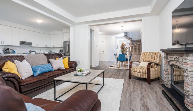 Luxury Villa 5BR-4.5 Bath in Springwater