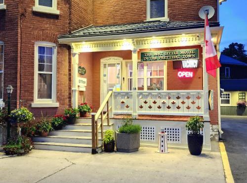 Maple Leaf Motel in Goderich