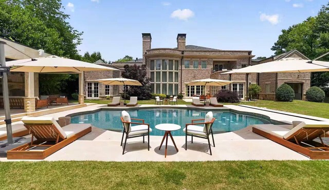 Marietta Manor - East Cobb - Grand Luxury Estate