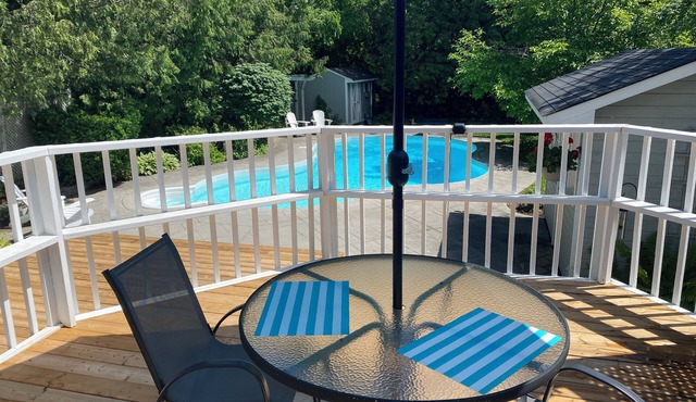 Mill Pond Studio Retreat | Bright Above-Ground Garden Suite