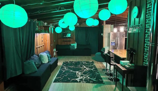 Mini-Chalet by IG: @13lacksheep